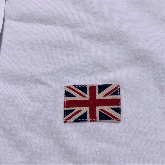 NWT Brandy Melville British Flag Crop Top! - Picture 2 of 2